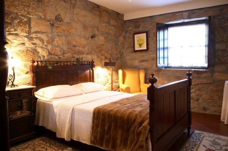 Casa Do Meio Do Povo - Turismo De Habitacao Chaves Bagian luar foto